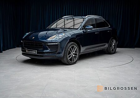 Porsche Macan PDK Sport Chrono SportsExhaust Camera