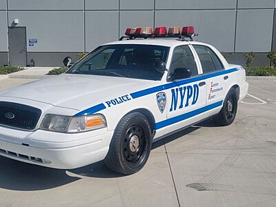 Ford Crown Victoria Police Interceptor *NYPD*90T mls*