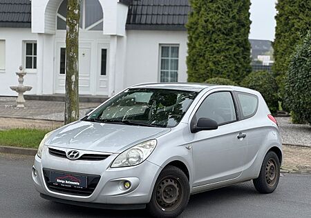 Hyundai i20 Classic*SERVICE NEU*