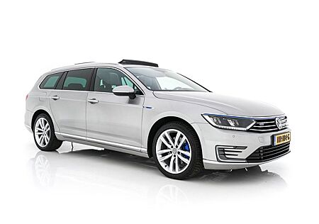 VW Passat Variant Volkswagen 1.4 TSI GTE Highline Plug-in Aut.
