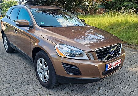 Volvo XC 60 XC60 D4 AWD Geartronic Kinetic