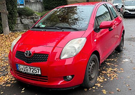 Toyota Yaris 1,3-l-VVT-i Sol Sol