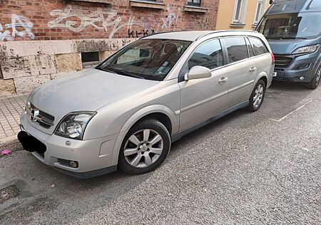 Opel Vectra Caravan 2.2 Direct -