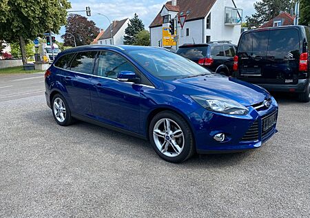Ford Focus Turnier Titanium Parkassist/Top Zustand/ZR