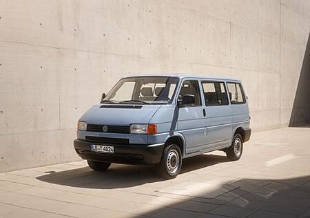 VW T4 Kombi Volkswagen T4 2.5L Benzin *restauriert*