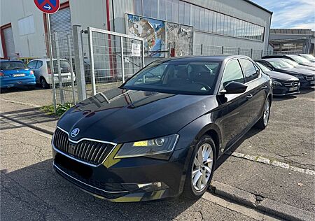 Skoda Superb Lim. Style 2.0 TDI 150 DSG LEDER