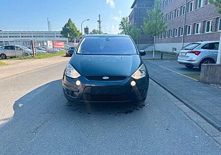 Ford S-Max Titanium