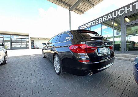 BMW 520d xDrive Touring A Luxury Line Luxury Line