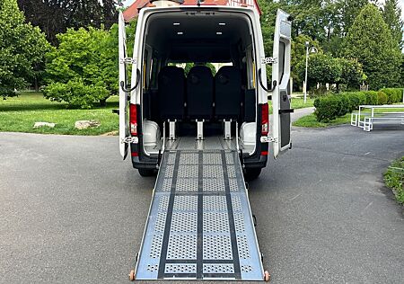 VW Crafter Volkswagen 9 SITZER KLIMAAUTO. SHZ KAMERA TEMP.