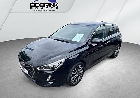 Hyundai i30 Intro 1.4 T-GDI SHZ PDC LHZG Navi LED RFK.