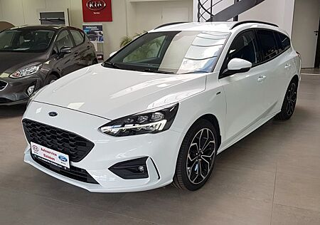 Ford Focus Turnier ST-Line Voll-LED LMF18" Winter-Pak