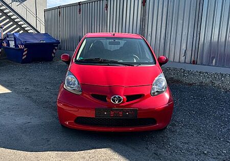 Toyota Aygo (X) Aygo 1.0 | 28.770 km | Scheckheftgepflegt