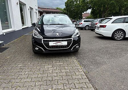 Peugeot 208 Signature