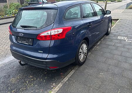 Ford Focus 1,0 EcoBoost 74kW Ambiente Turnier Amb...
