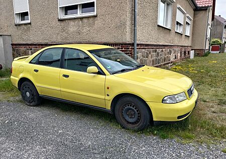 Audi A4 1.6 - fahrbereit TÜV 10/25