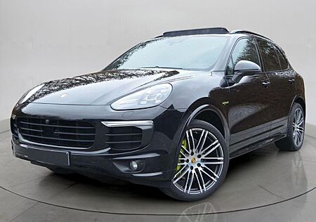 Porsche Cayenne S E-Hybrid Platinum Edition