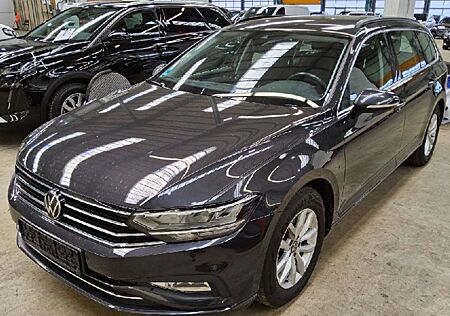 VW Passat Variant Volkswagen Passat .2.0TDI DSG Business/Virtu/Standhe/12300n