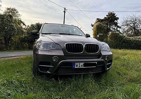 BMW X5 xDrive30d Sport Paket 20 Zoll Felgen