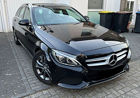 Mercedes-Benz C 220 Mercedes d T AVANTGARDE Autom. AVANTGARD
