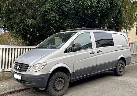 Mercedes-Benz Vito 115 4x4 | 150PS | 5Tür | AHK 2,5t | StndHz