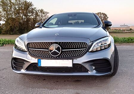 Mercedes-Benz C 200 Coupe AMG Line