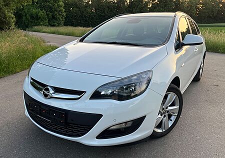 Opel Astra J 1.4 Turbo - LED - TÜV, Öl, Filter -NEU!