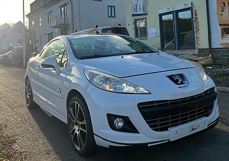 Peugeot 207 CC Black & White Edition 120 Black & Whi...