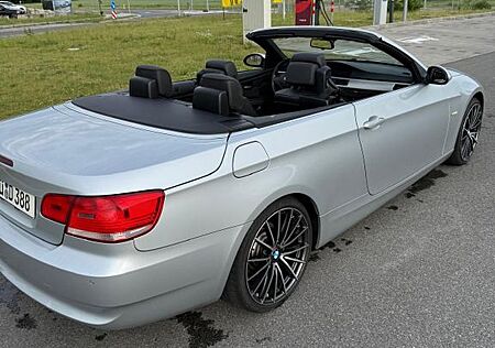 BMW 320i Cabrio -