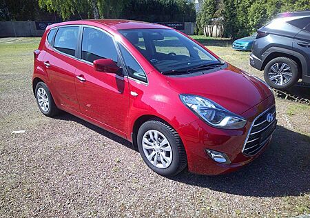 Hyundai ix20 blue Classic Allwetterbereifung