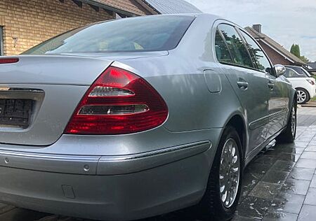 Mercedes-Benz E 280 ELEGANCE