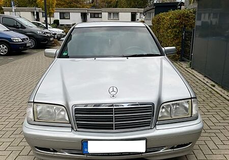 Mercedes-Benz C 180 CLASSIC SELECTION Classic Selection