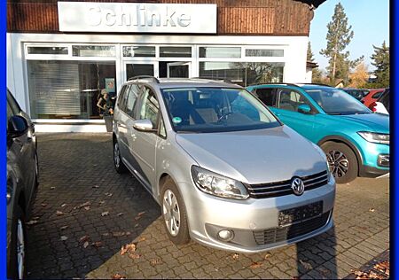 VW Touran Volkswagen Comfortline 1.4 140PS PDC NAVI SHZ BT TEM