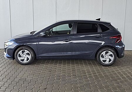 Hyundai i20 GO 1.2 MPI 5MT 79 PS / Sitz + Lenkradheiz...