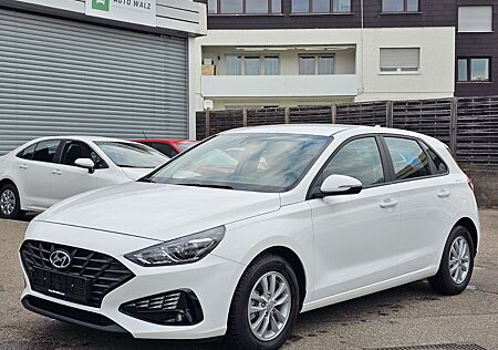 Hyundai i30 lim. 1,0 T-GDI Comfort