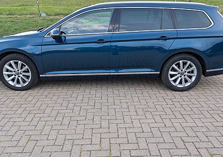 VW Passat Variant Volkswagen 1.5 TSI OPF DSG Elegance Vari...