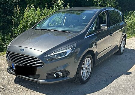 Ford S-Max 2,0 TDCi 132kW 4x4 Vignale PowerShift ...
