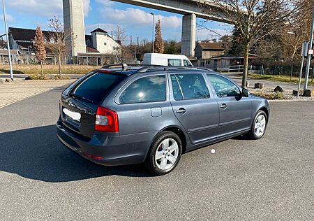 Skoda Octavia 1.6 TDI Elegance Combi Elegance