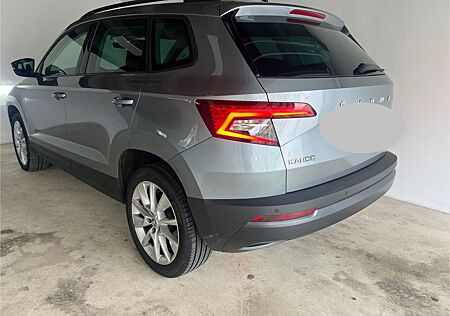 Skoda Karoq 2.0l TDI 85kW DSG CLEVER Service NEU LED