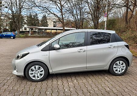 Toyota Yaris 1,5-l-VVT-i Hybrid Life Life
