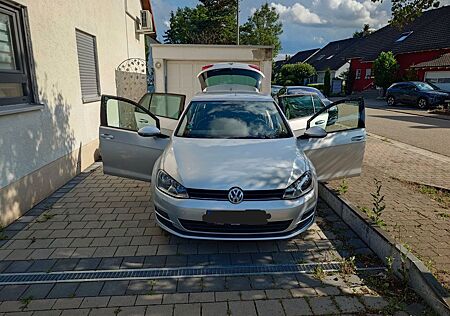 VW Golf Volkswagen 1.2 TSI Trendline