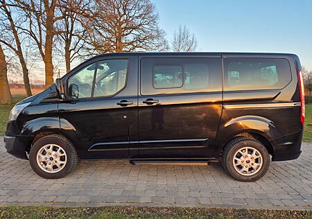 Ford Tourneo Custom 8-Sitzer, feste AHK, TÜV 04/2027