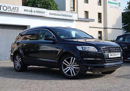 Audi Q7 3.0 TDI quattro *7-SITZER *PANORAMA *LEDER