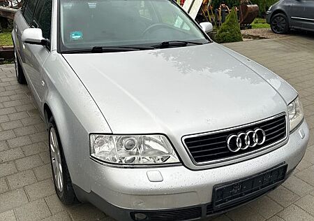 Audi A6 2.4L V6 272210KM TÜV Neu