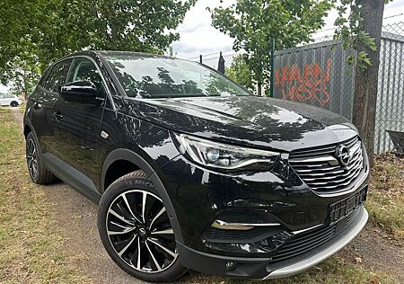 Opel Grandland X Grandland 1.6 T/4x SzHg/SzBg/Pano/Xenon/Camera..