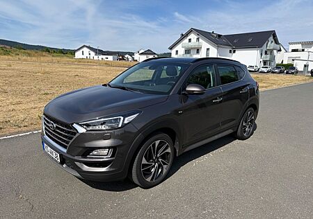 Hyundai Tucson 2.0 CRDi Auto Premium 4WD Premium