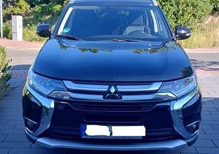 Mitsubishi Outlander 2.0 MIVEC Edition 100 ClearTec 2WD...