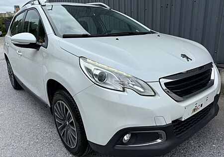 Peugeot 2008 gebraucht kaufen Peugeot 2008 1.6 e-HDI Active Klima,Navi,Alu,Temp,PDC
