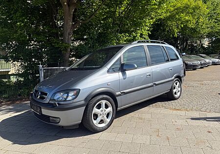 Opel Zafira 2.2 16V Edition
