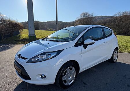 Ford Fiesta Trend 1. Hand