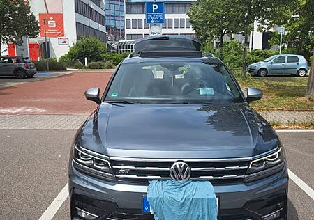 VW Tiguan Allspace Volkswagen 2.0 TDI R-Line 4Motion